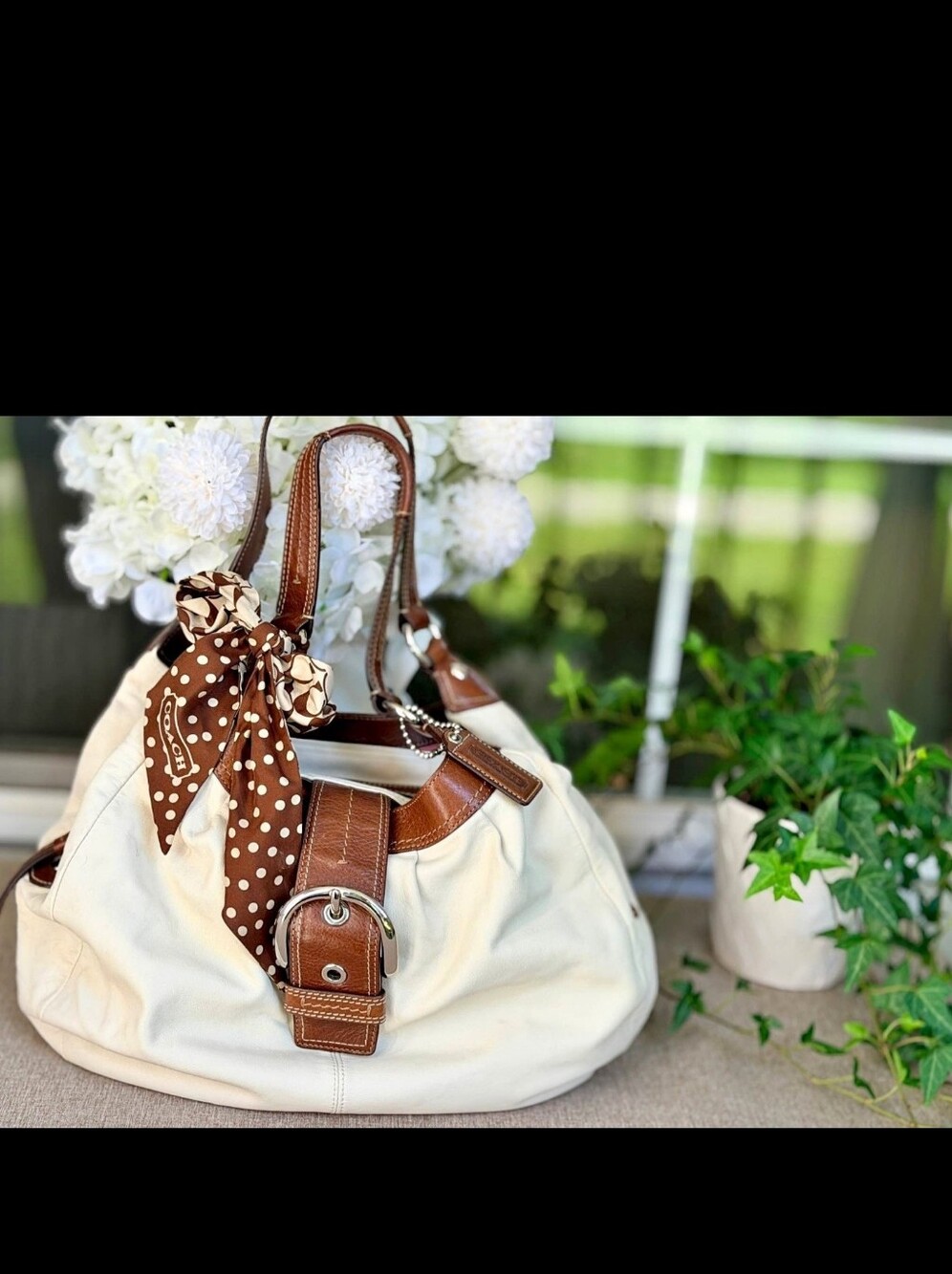 Vintage Y2K Coach Soho Lynn Buckle Hobo Cream White Leather Bag